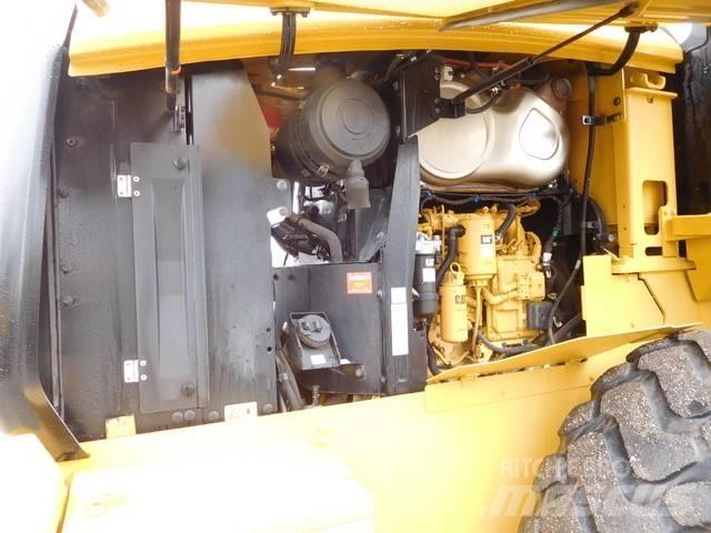CAT 926M Pás carregadoras de rodas
