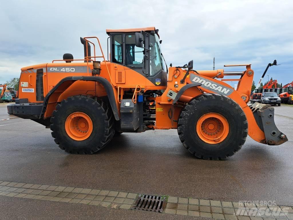 Doosan DL 450-3 Pás carregadoras de rodas