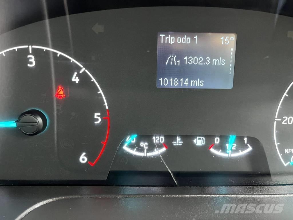 Ford Transit 350 XL Camiões de Reciclagem