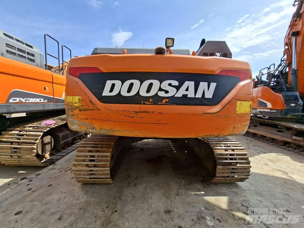 Doosan DX 225 LC-5 Escavadoras de rastos
