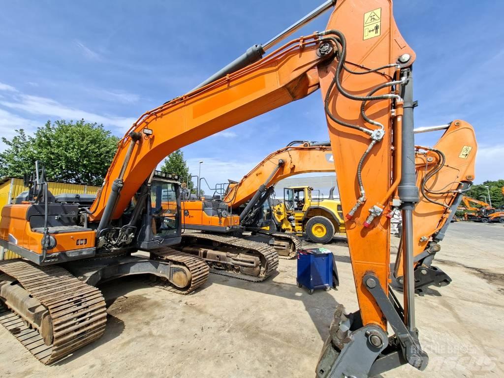 Doosan DX 225 LC-5 Escavadoras de rastos