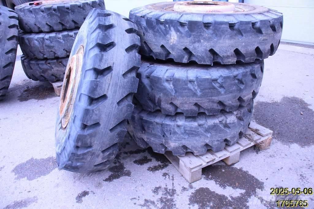 Michelin XMINED2 Pneus, Rodas e Jantes