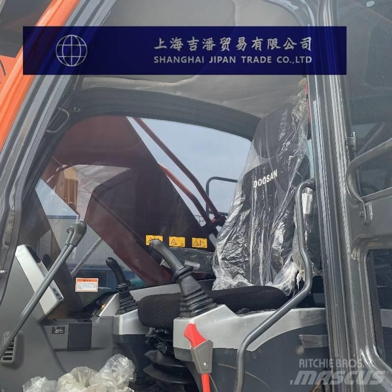 Doosan DX 300 Escavadoras de rastos