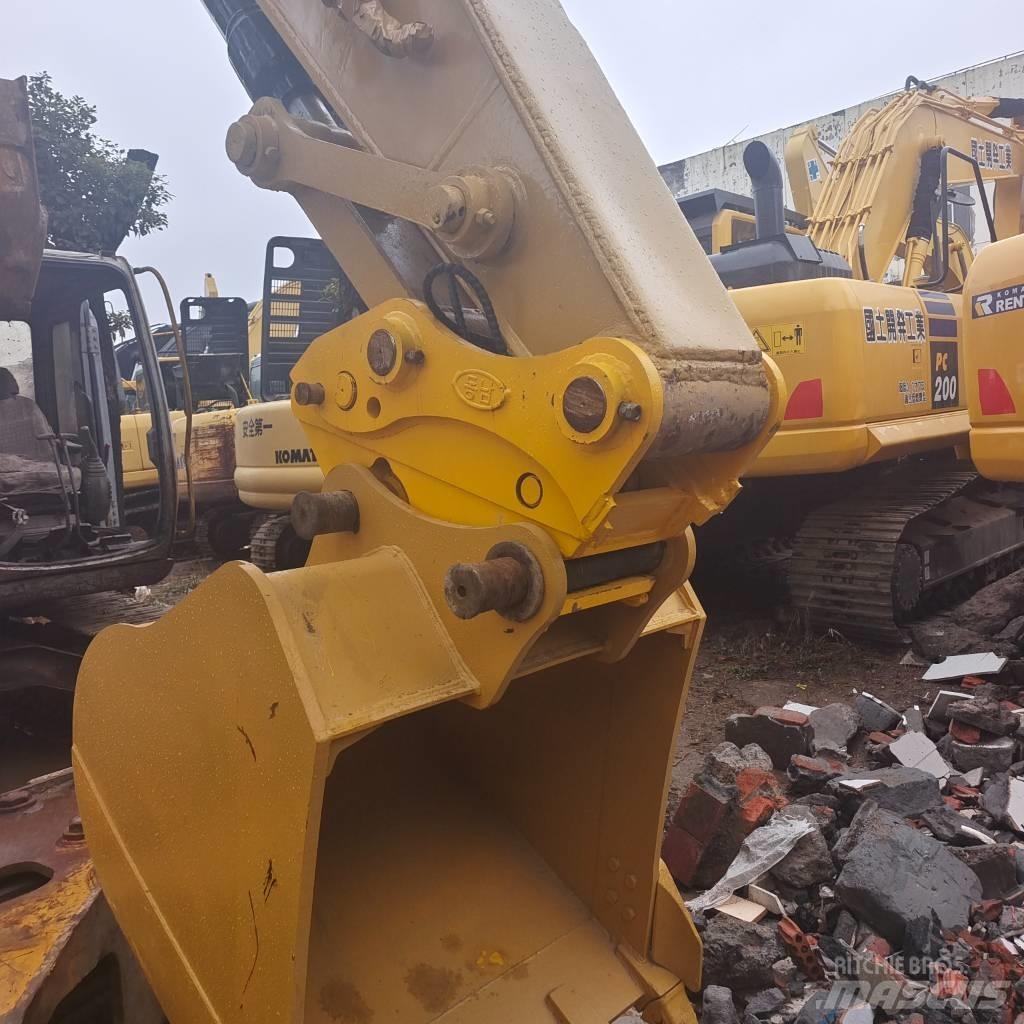 CAT 320 D Escavadoras de rastos