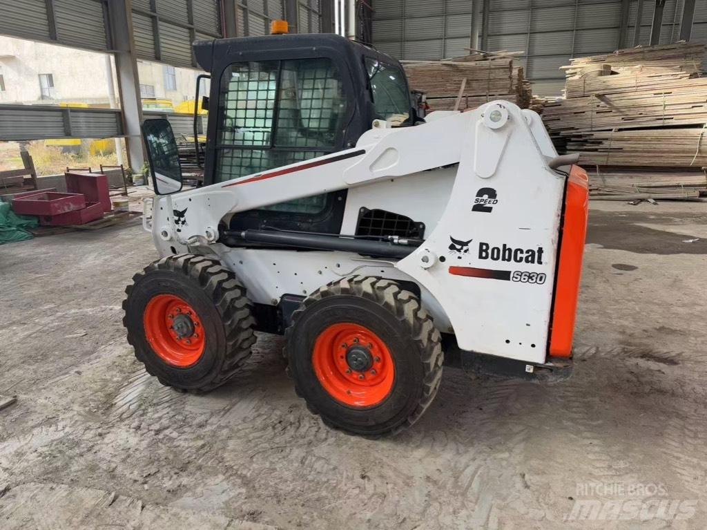 Bobcat S 630 Carregadoras de direcção deslizante