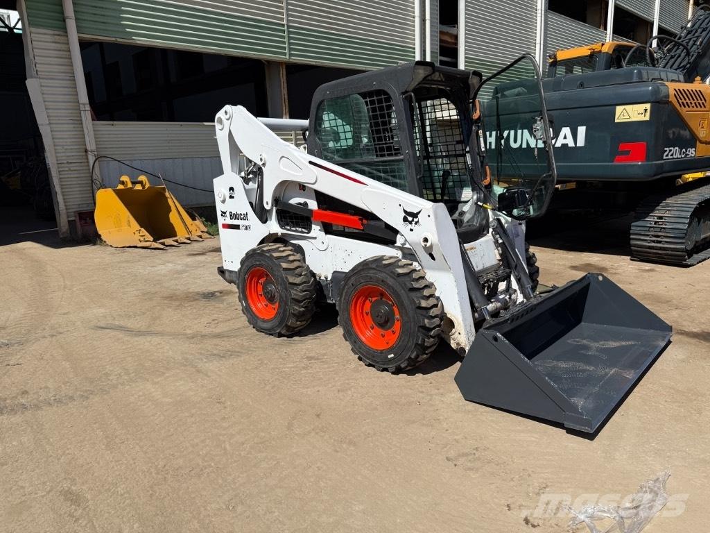 Bobcat S 770 Carregadoras de direcção deslizante