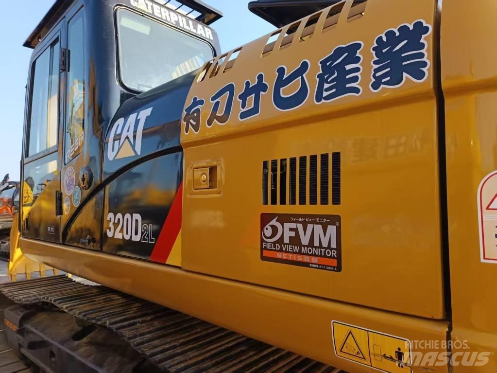 CAT CAT320DL Escavadoras Midi 7t - 12t