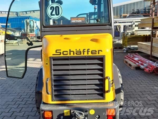 Schäffer 2430 SLT Carregadoras de direcção deslizante