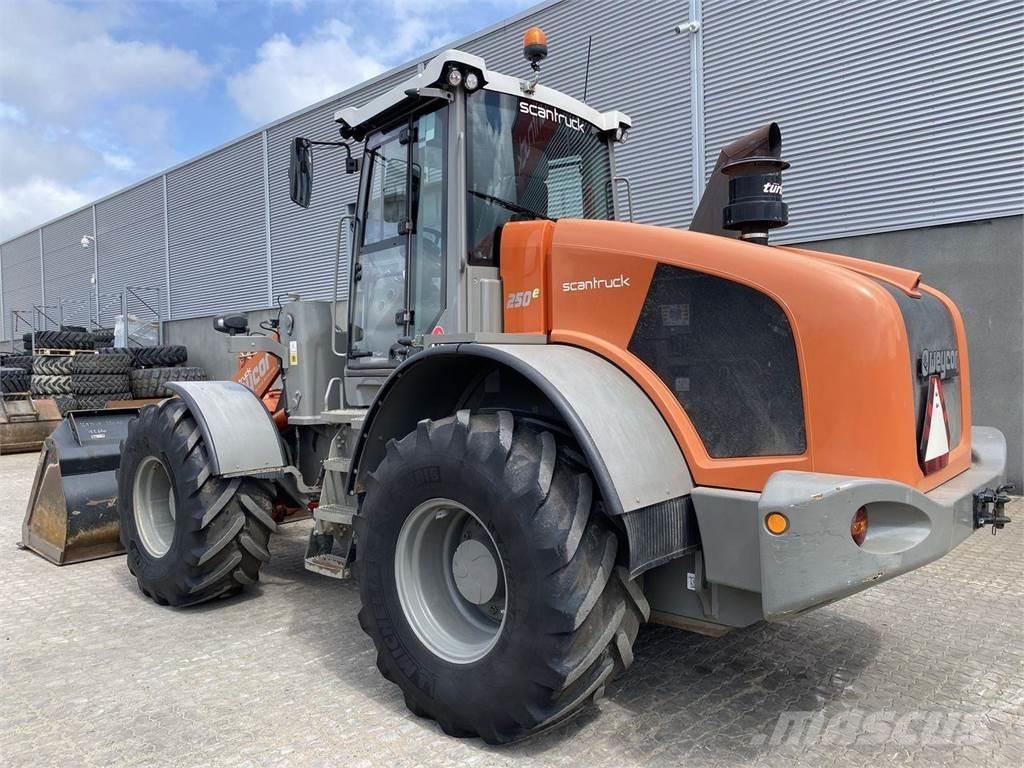 Weycor AR250E Pás carregadoras de rodas