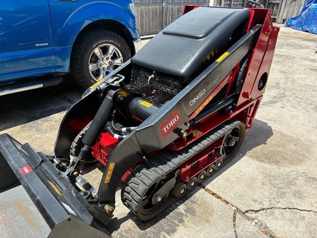 Toro TX427 Carregadoras de direcção deslizante