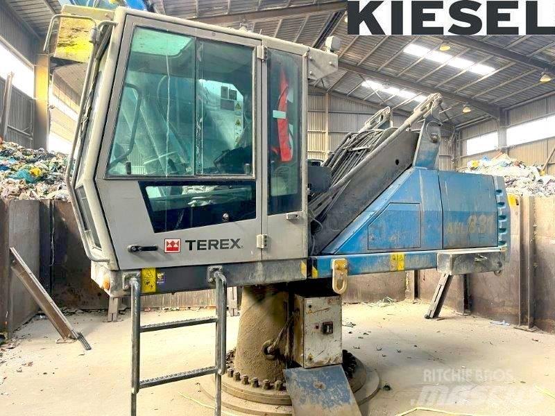 Fuchs AHL 831 D Manipuladores de resíduos / indústria