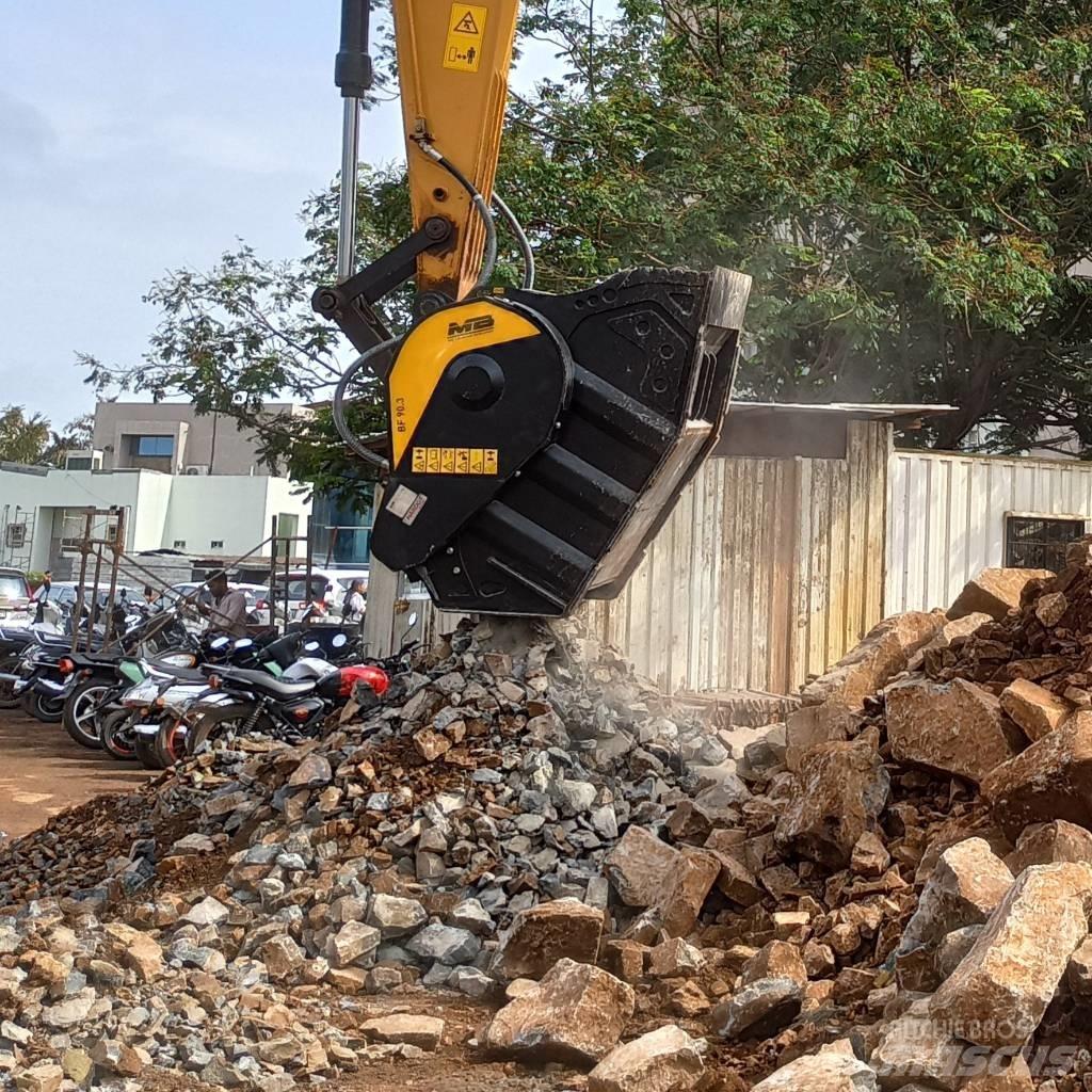 MB Crusher BF90.3 S4 Baldes britadores