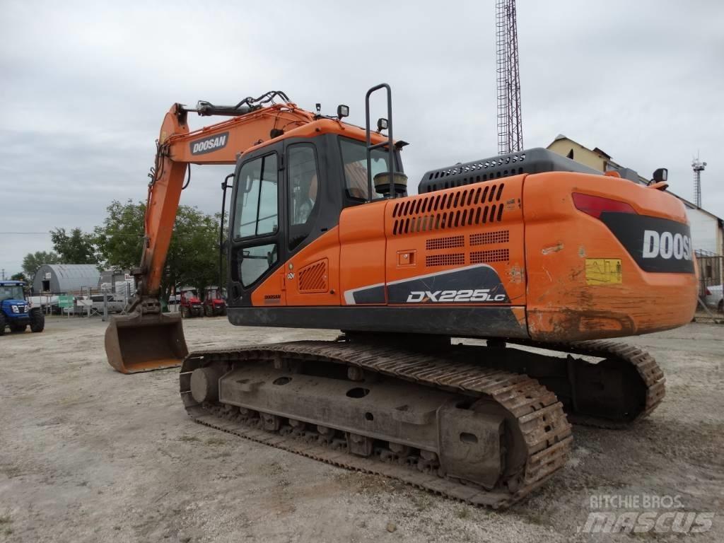 Doosan DX 225 LC-5 Escavadoras de rastos