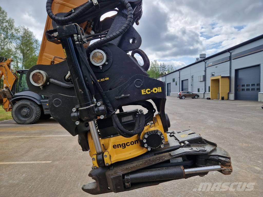 CASE CX 245 D SR LC Escavadoras de rastos
