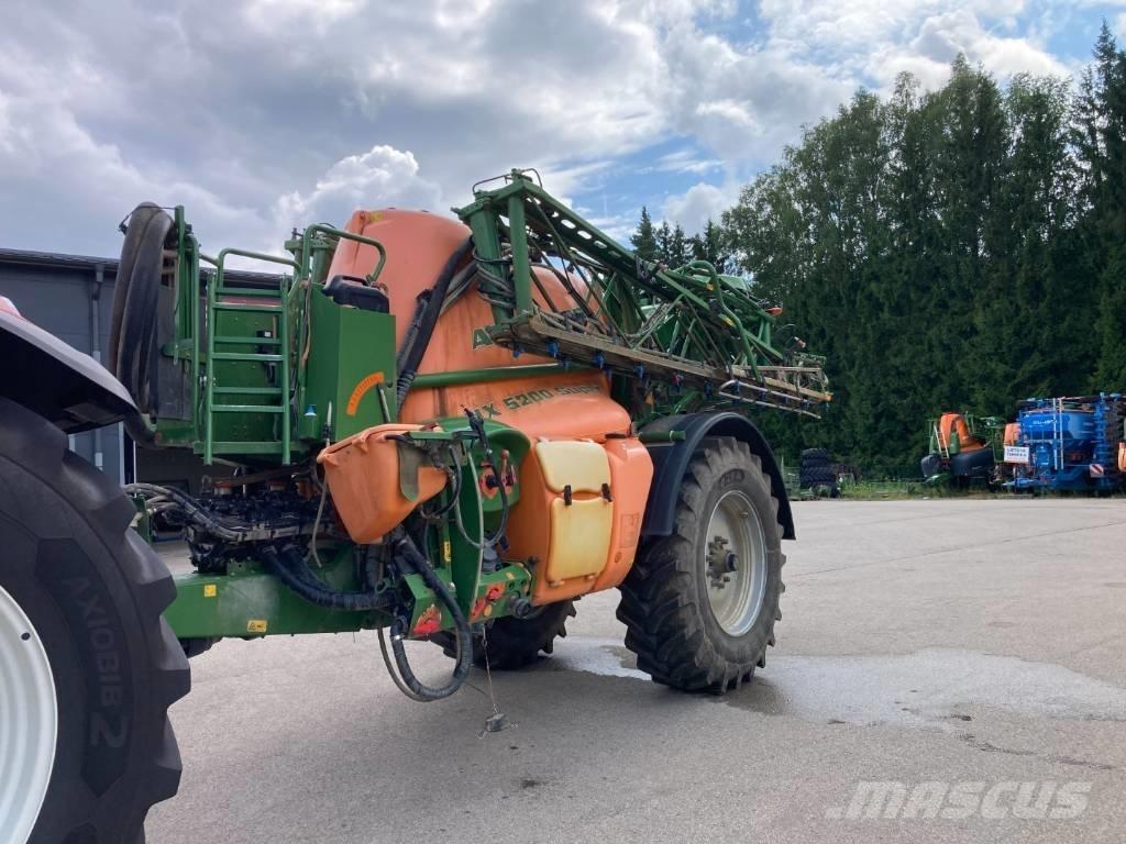 Amazone UX 5200 , 24 M Pulverizadores rebocados