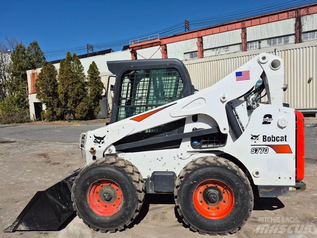 Bobcat S 770 Carregadoras de direcção deslizante