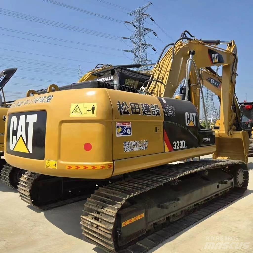 CAT 323 D Escavadoras de rastos
