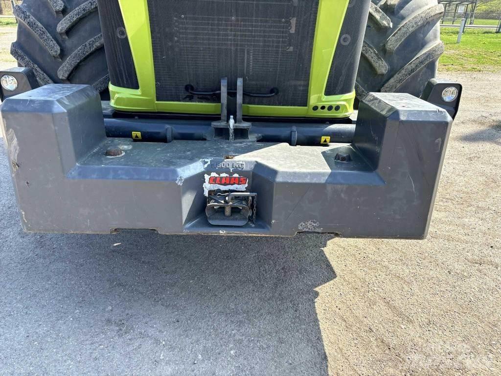 CLAAS Xerion 5000 Tratores Agrícolas usados