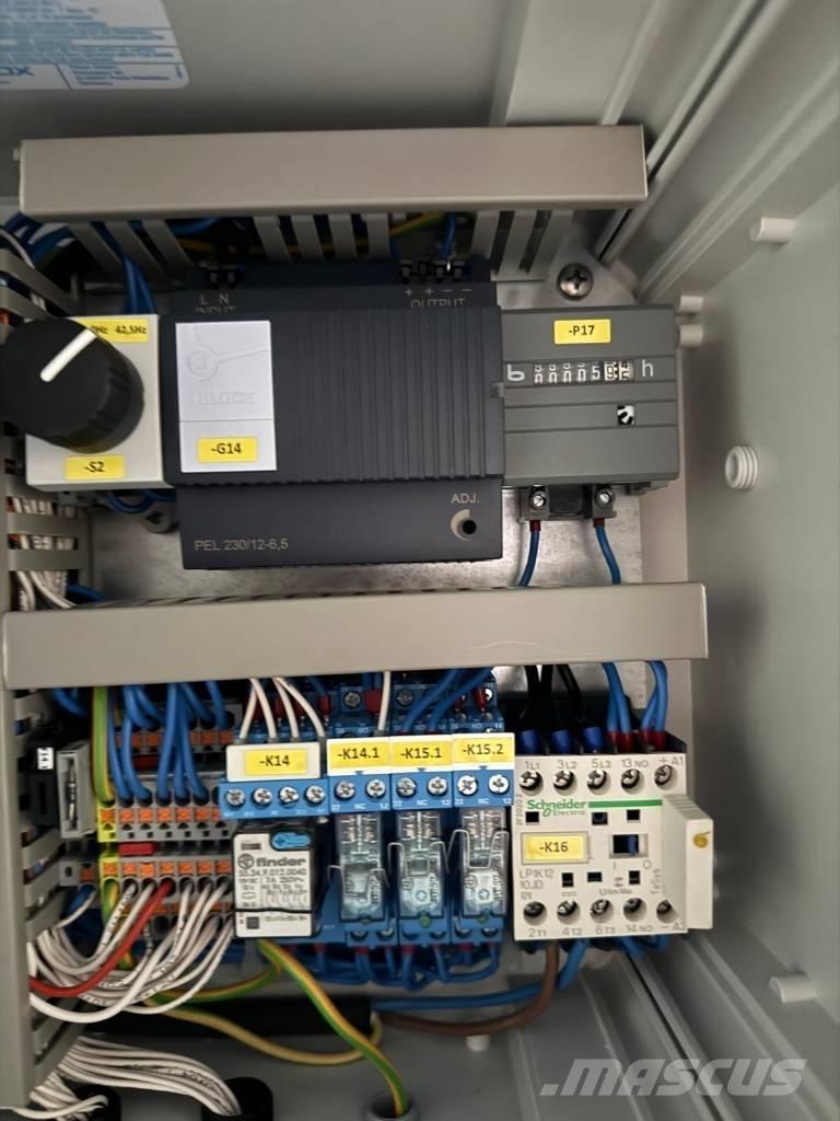 Böcker Junior HD 24 Elevadores de bens e móveis