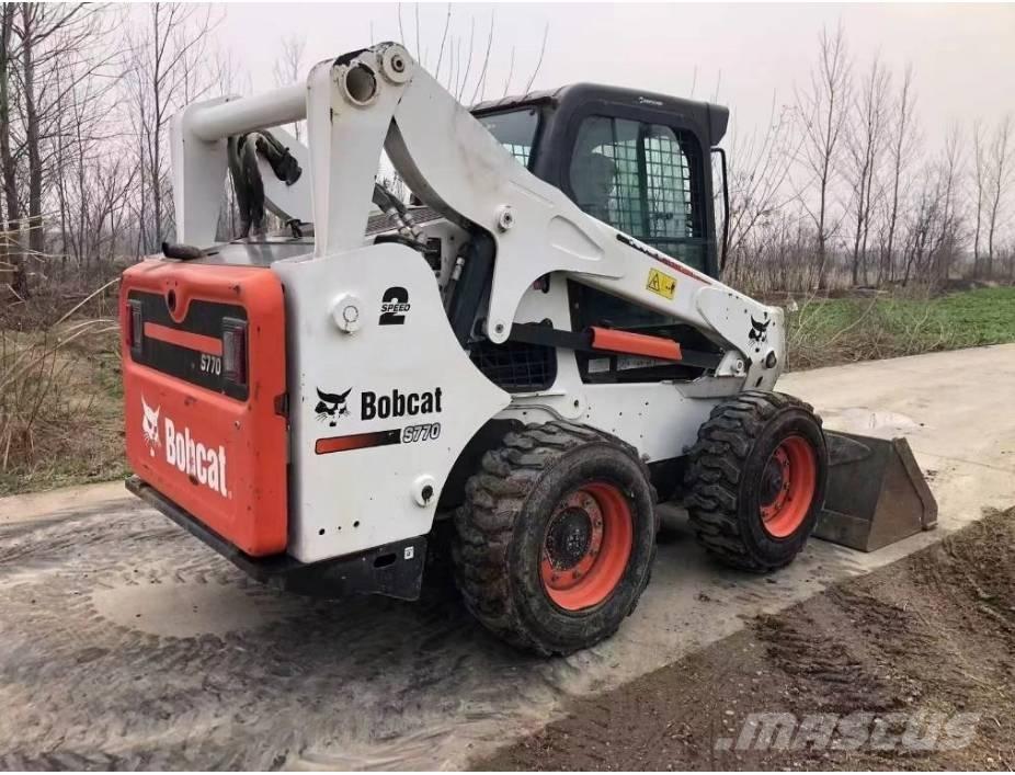 Bobcat S 770 Carregadoras de direcção deslizante