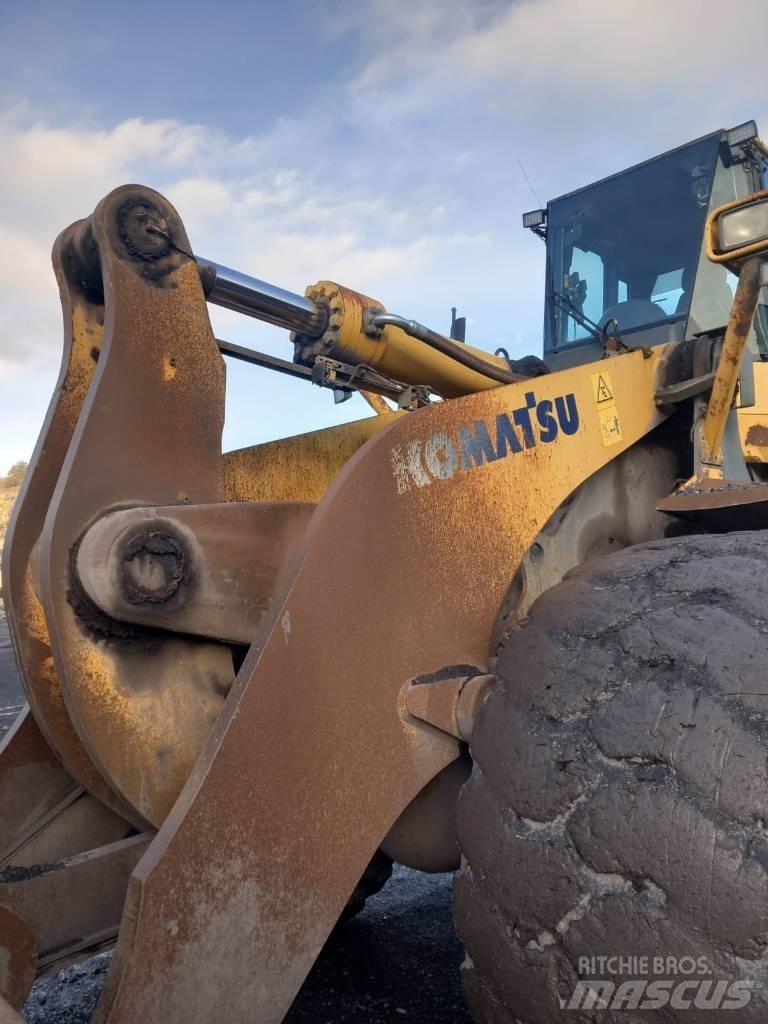 Komatsu WA 600-6 Pás carregadoras de rodas