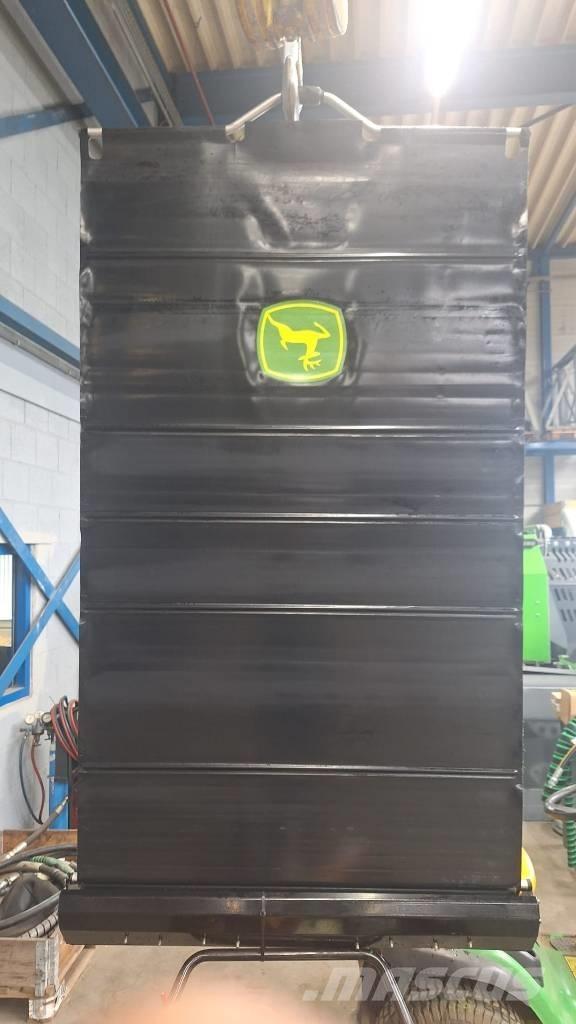 John Deere F708644 Cabines e interior