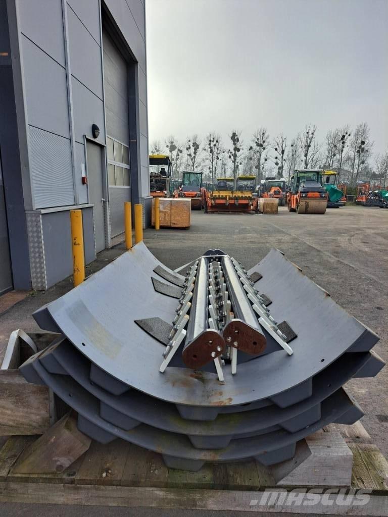 Hamm H13 i Rastos, correntes e material rodante