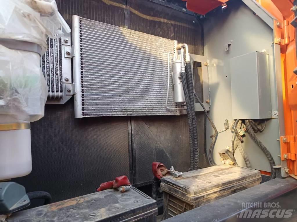 Hitachi ZX210 Escavadoras de rastos