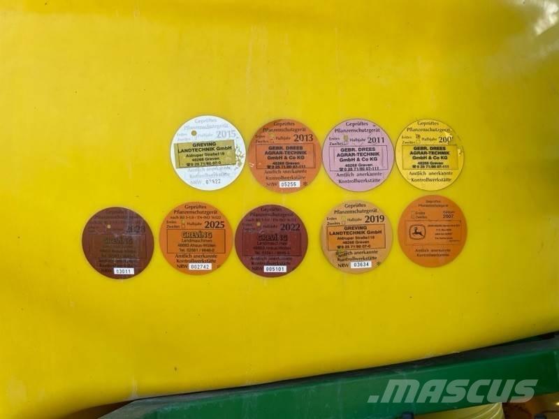 John Deere 824 Pulverizadores rebocados