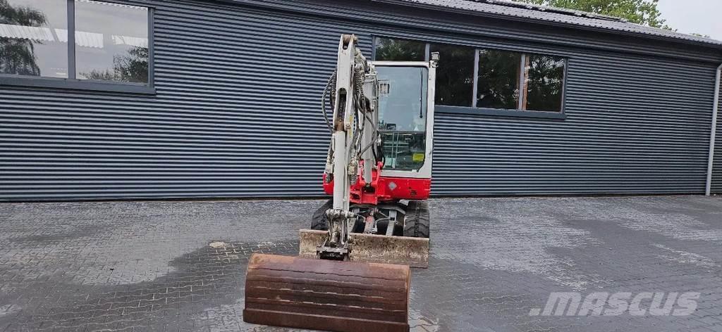 Takeuchi TB228 Mini Escavadoras <7t