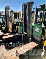 Combilift C4000 Carregadores laterais