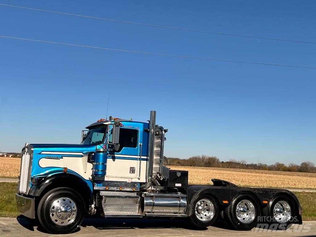 Kenworth W 900 Tractores (camiões)