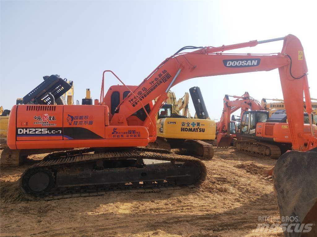 Doosan DH225LC-7 Escavadoras de rastos