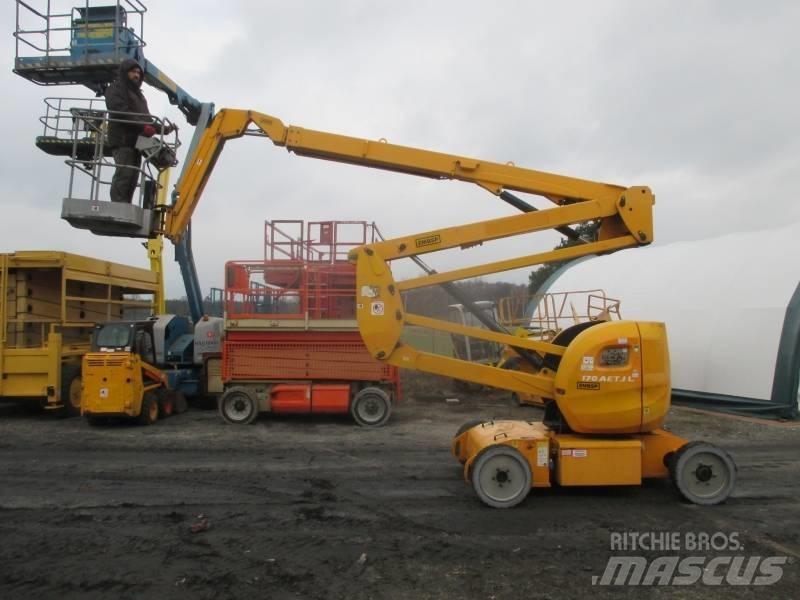 Manitou 170AETJ Elevadores braços articulados