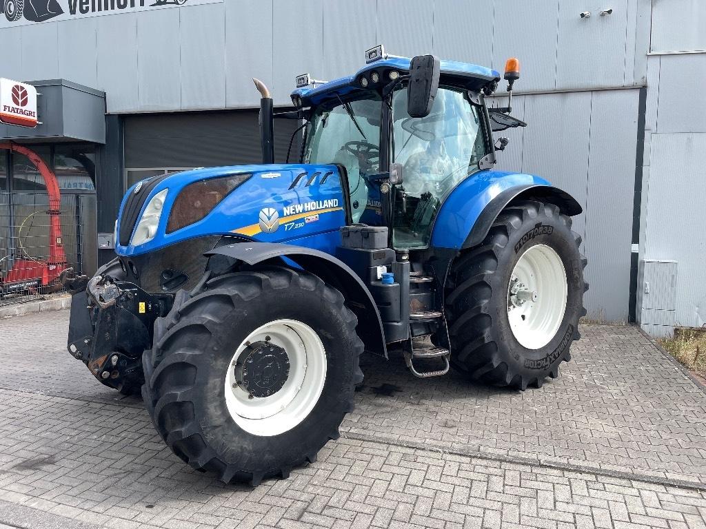 New Holland T 7.230 Tratores Agrícolas usados