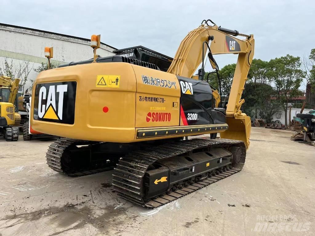 CAT 320 D Escavadoras de rastos