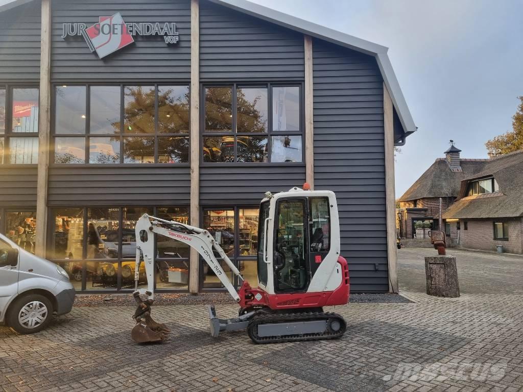 Takeuchi TB 216 Mini Escavadoras <7t