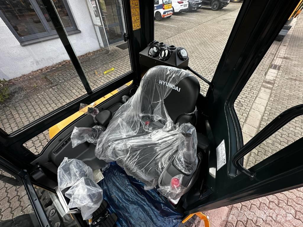 Hyundai R35Z 9A Mini Escavadoras <7t