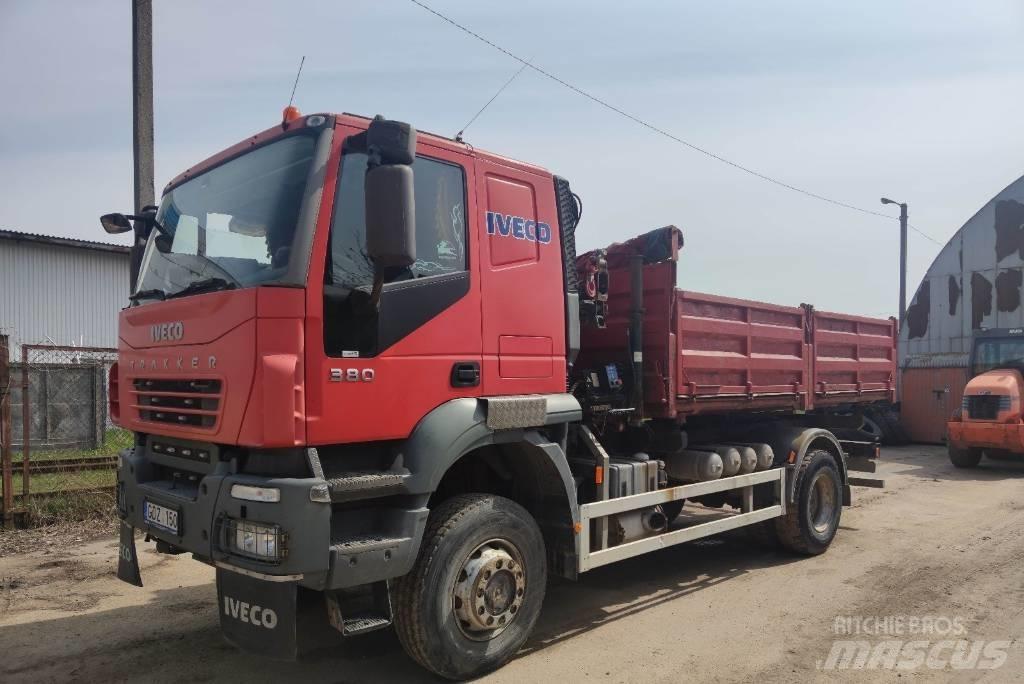 Iveco Trakker 380 Camiões basculantes