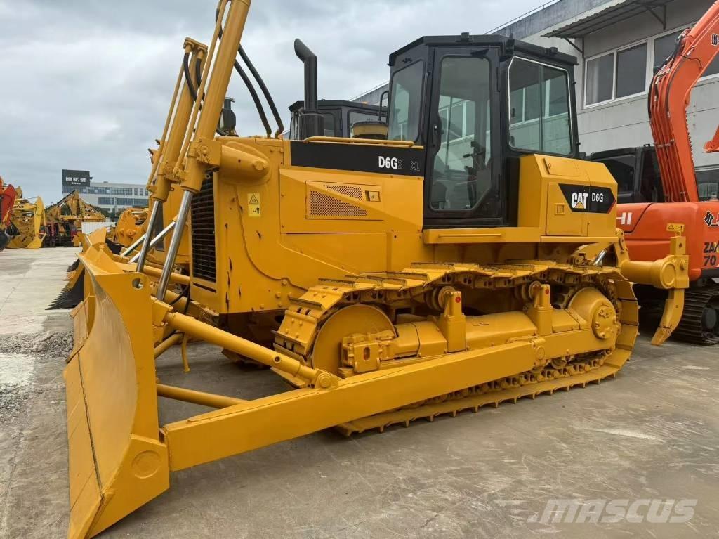 CAT D 6 G Dozers - Tratores rastos