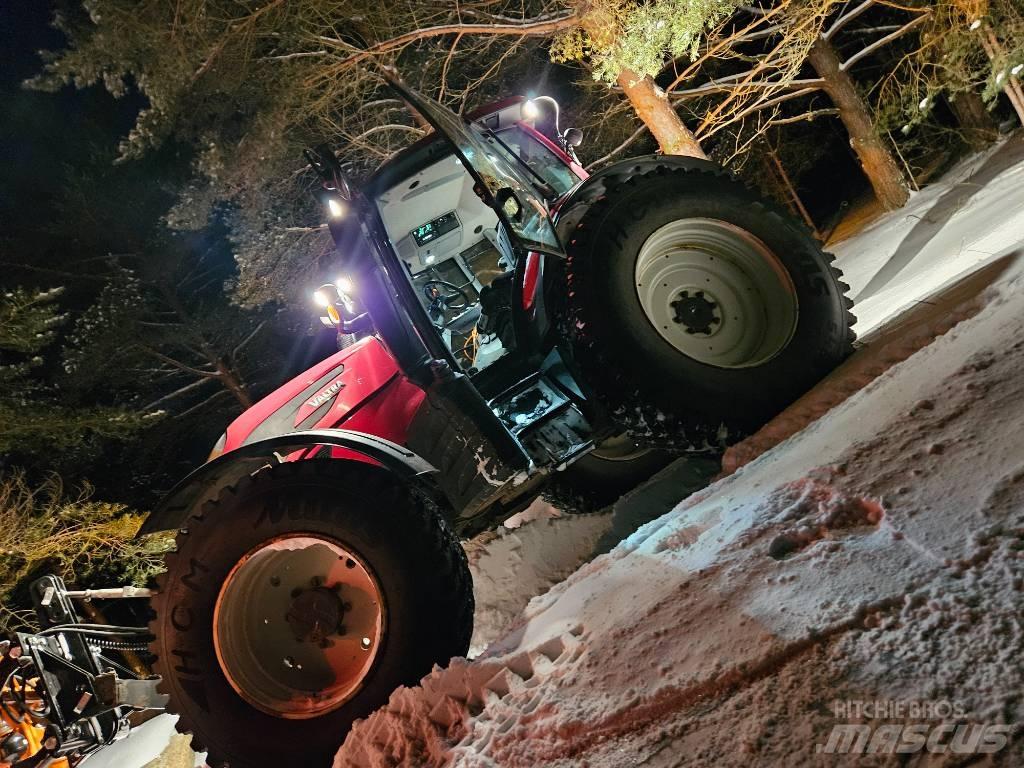 Valtra N154 Tratores Agrícolas usados