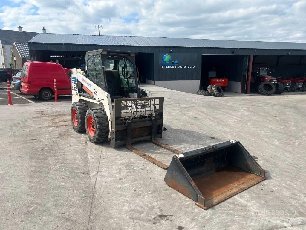 Bobcat 763 Carregadoras de direcção deslizante