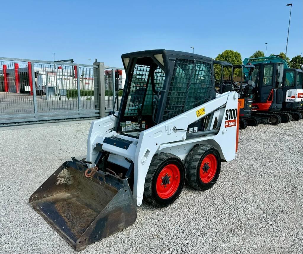 Bobcat S 100 Carregadoras de direcção deslizante