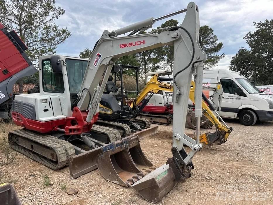 Takeuchi TB 250 Mini Escavadoras <7t
