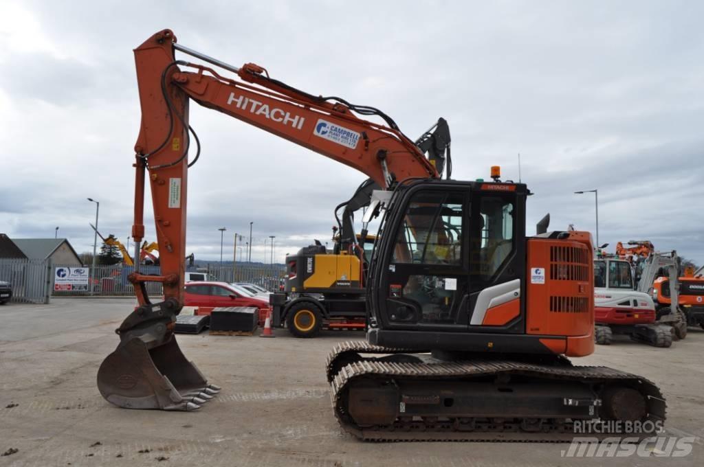 Hitachi ZX 135 US-7 Escavadoras de rastos