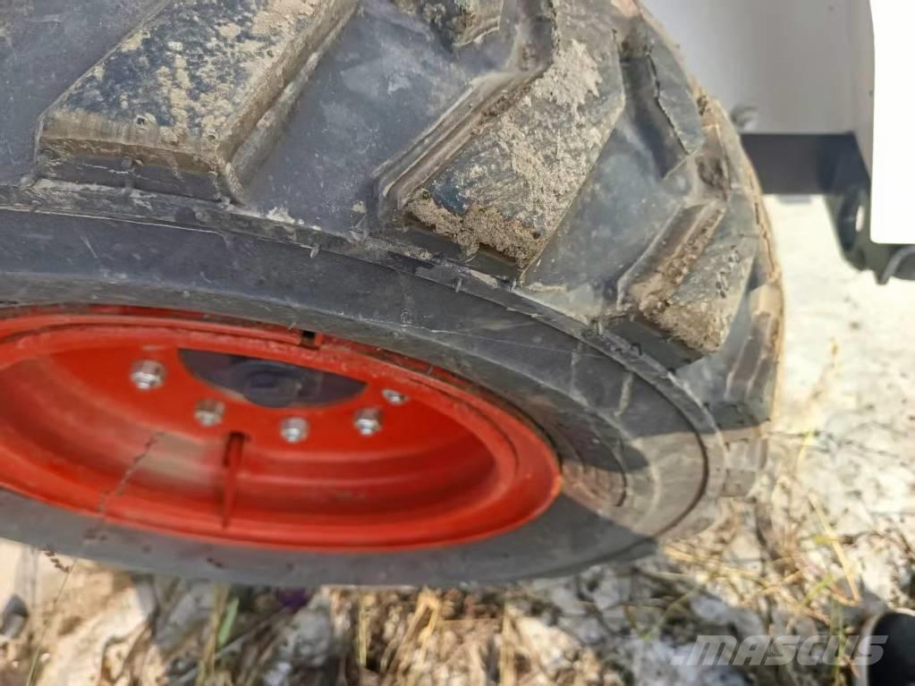 Bobcat S18 Carregadoras de direcção deslizante