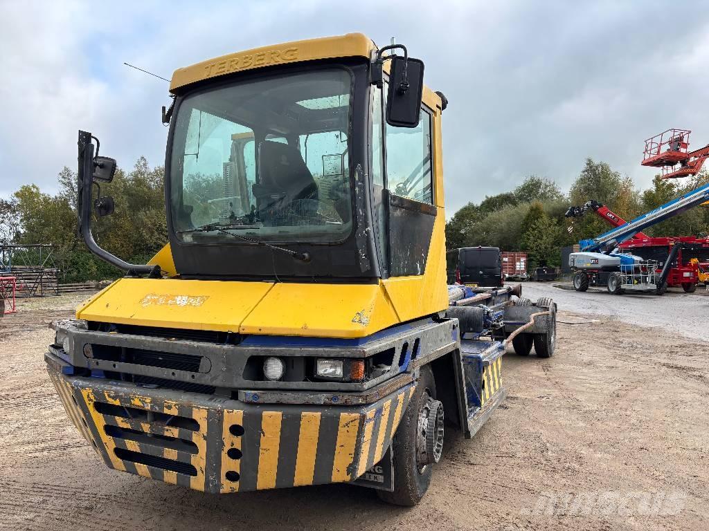 Terberg 115 Tractores terminais