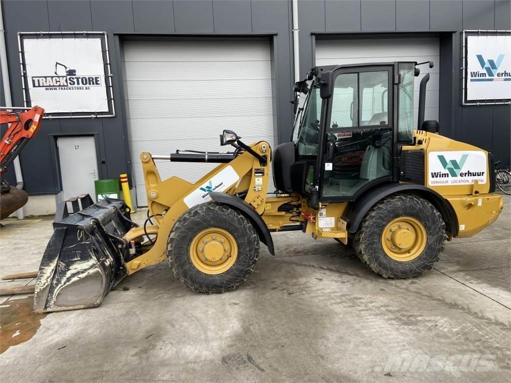 CAT 906M (7164) Carregadora multifunções