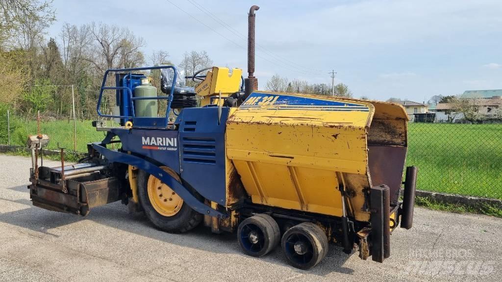 Marini MF 322 Pavimentadoras de asfalto