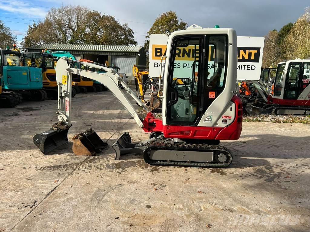 Takeuchi TB 216 Mini Escavadoras <7t
